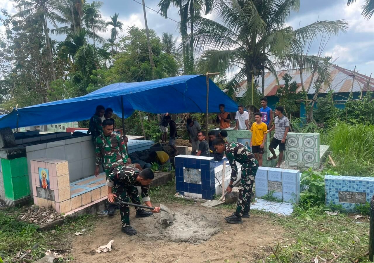 Kepedulian Sosial TNI, Satgas TMMD 129 Kodim Belu Terjun Bantu Pemakaman