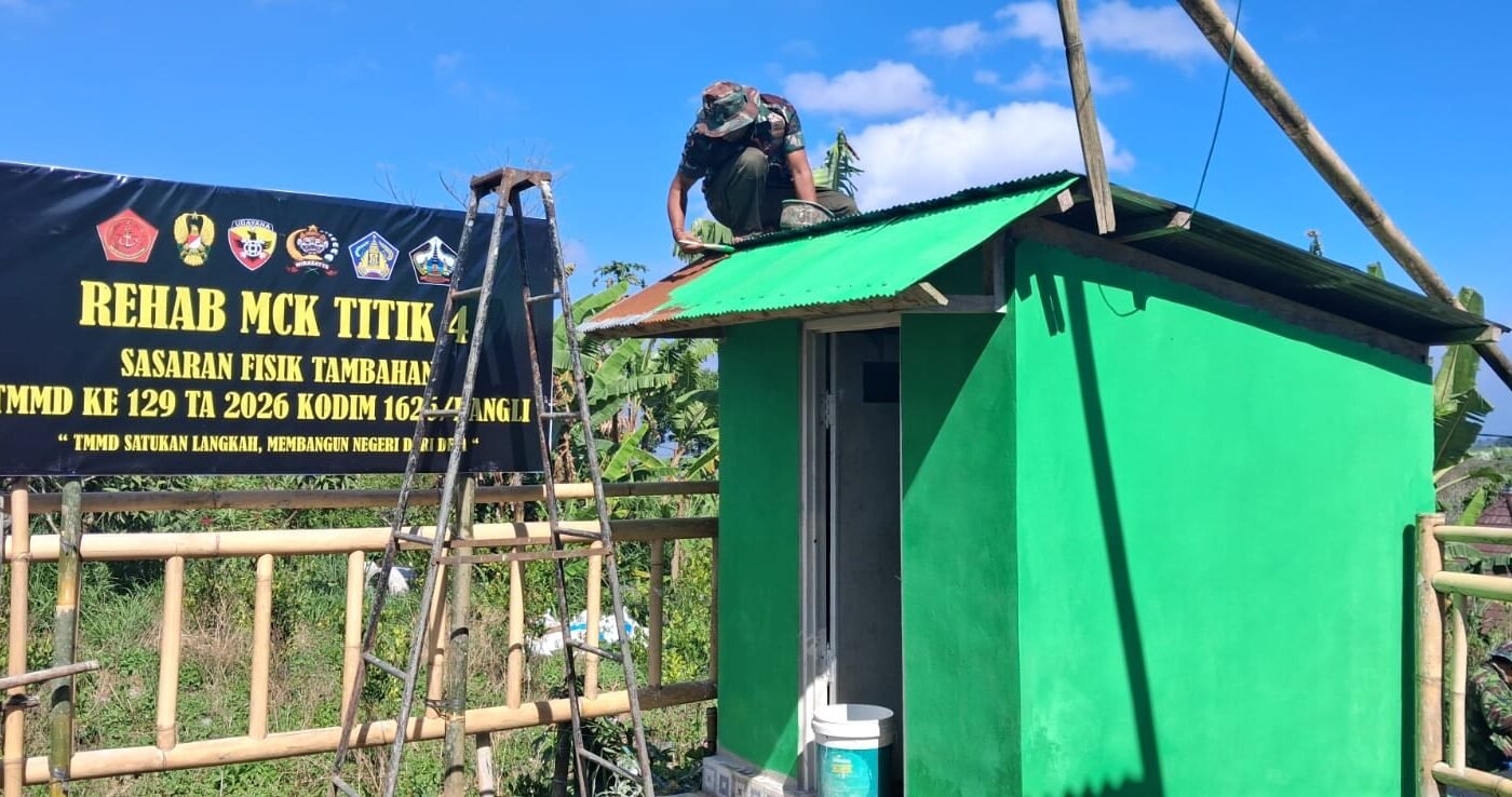 Proyek Rehabilitasi MCK I Nengah Ardiana Masuki Pungkasan di TMMD Ke-129 Kodim 1626/Bangli
