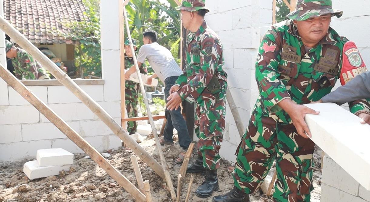 Membangun Kebersamaan, Satgas TMMD ke-129 Kodim 0620 Wujudkan Semangat Gotong Royong Bersama Warga