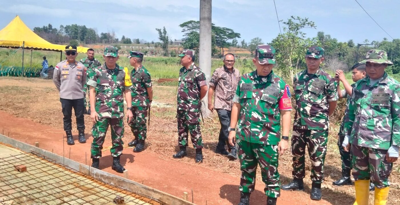 Evaluasi Pembangunan TMMD Ke-129 oleh Waster KASAD di Bintan