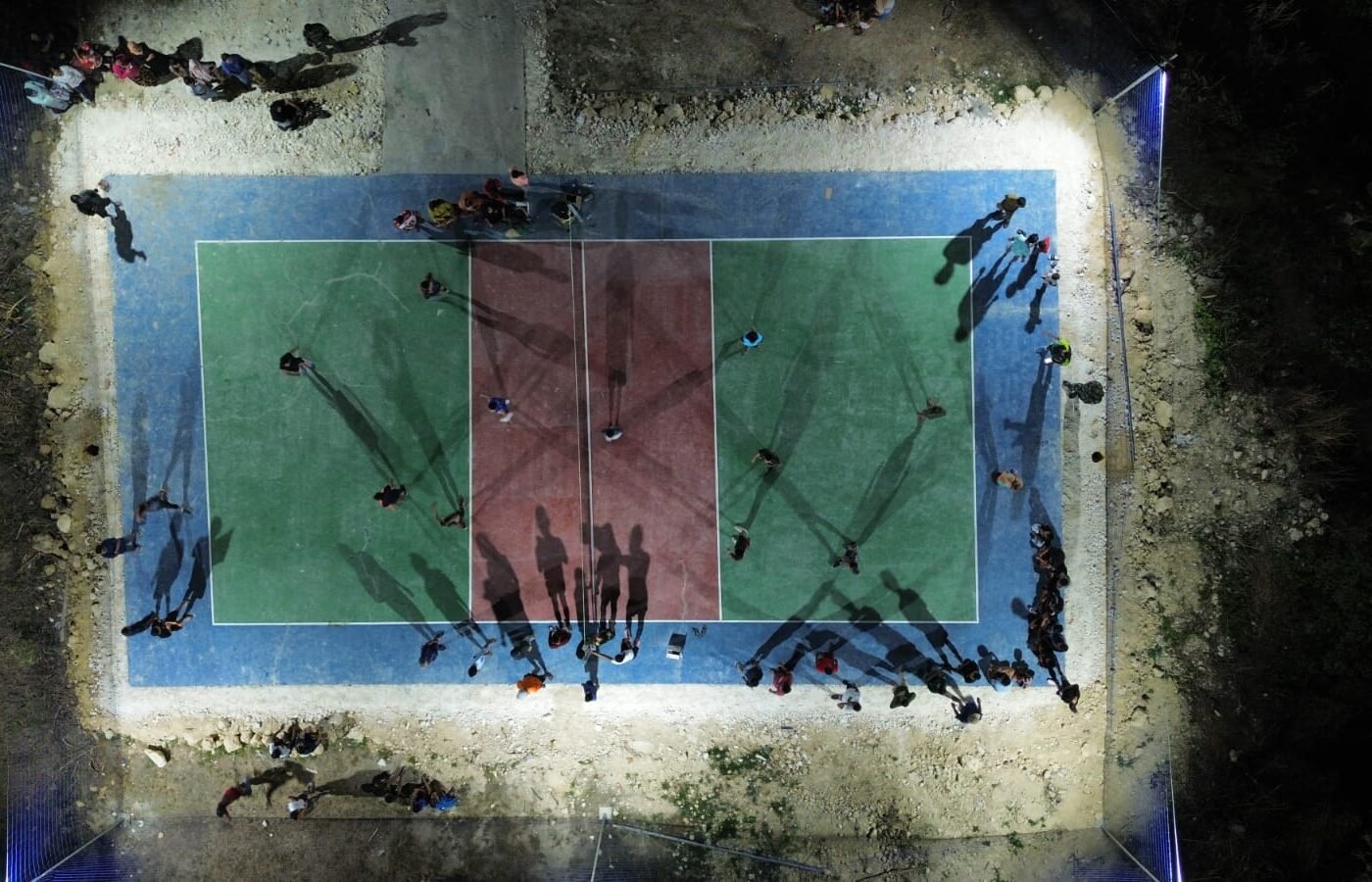 Lapangan Voli Terangi Malam Desa Tlemang, Bukti Kesuksesan TMMD 129
