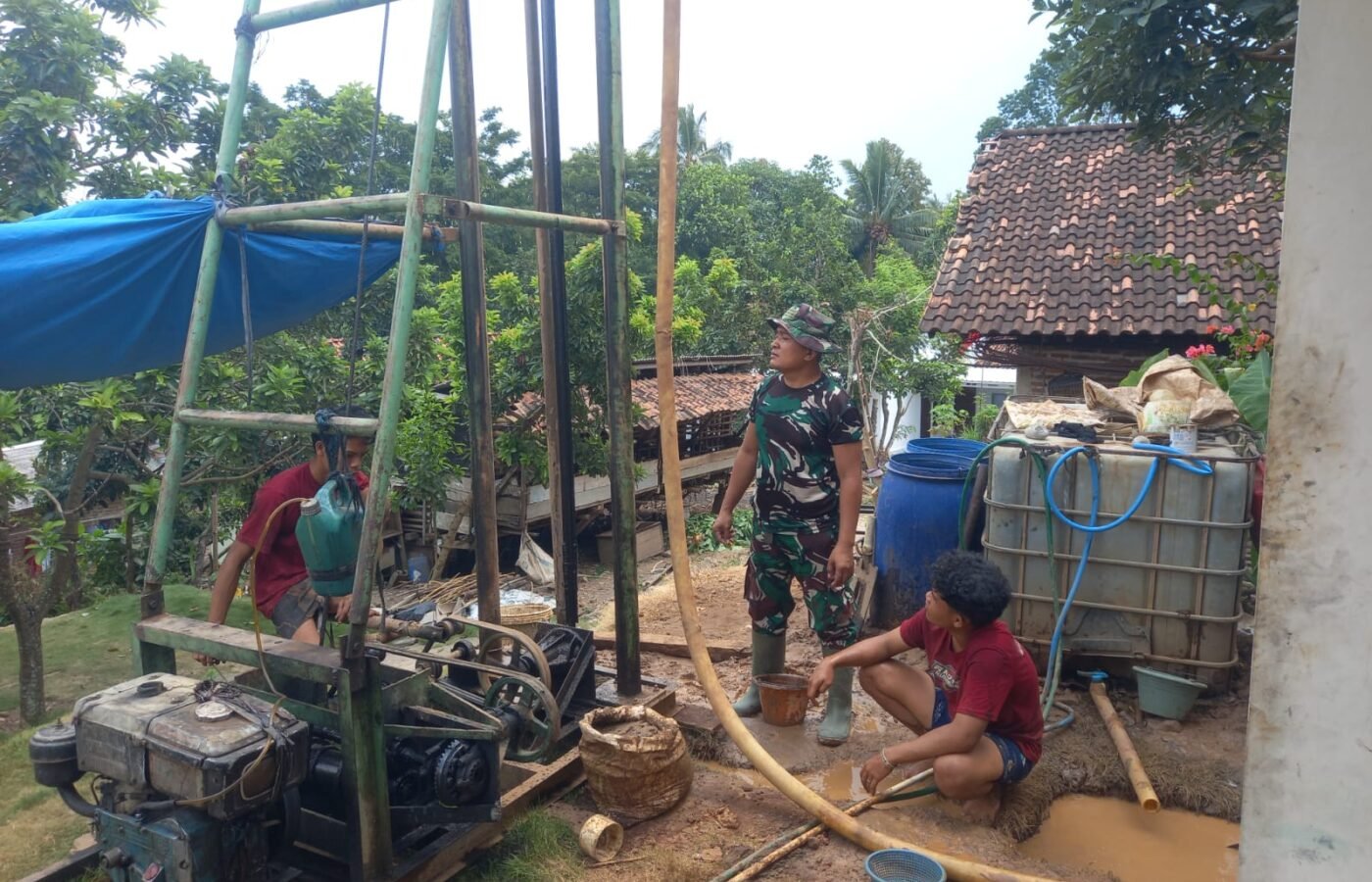 Pembangunan Sumur Bor TMMD Ke-129 Kodim 0410/KBL untuk Kesejahteraan Warga Pinang Jaya
