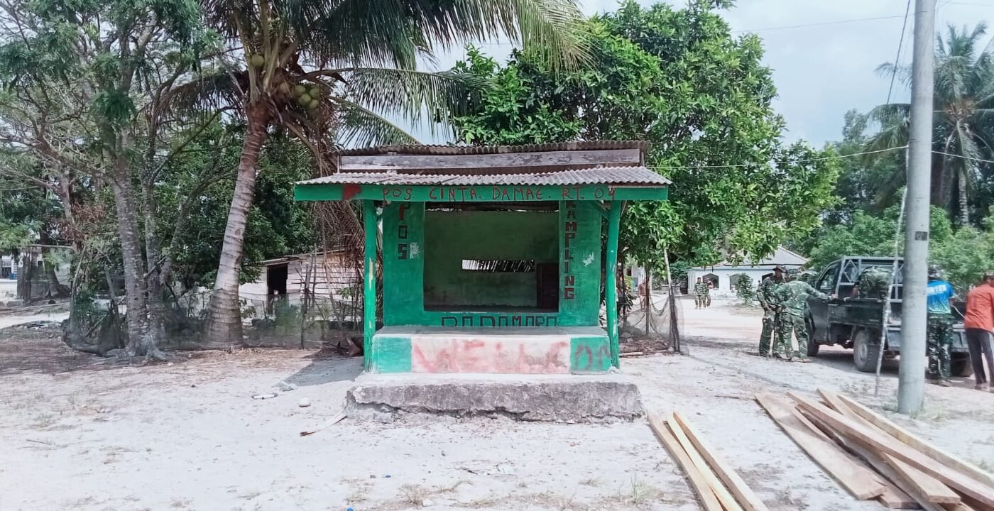 Pemugaran Poskamling TMMD Ke-129 Kodim 0413/Bangka Tingkatkan Kesadaran Keamanan Warga