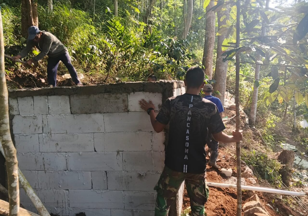 Kegiatan Pipanisasi TMMD Ke-129 Kodim 0608/Cianjur Capai 56 Persen, Warga Semakin Optimis Mendapatkan Air Bersih