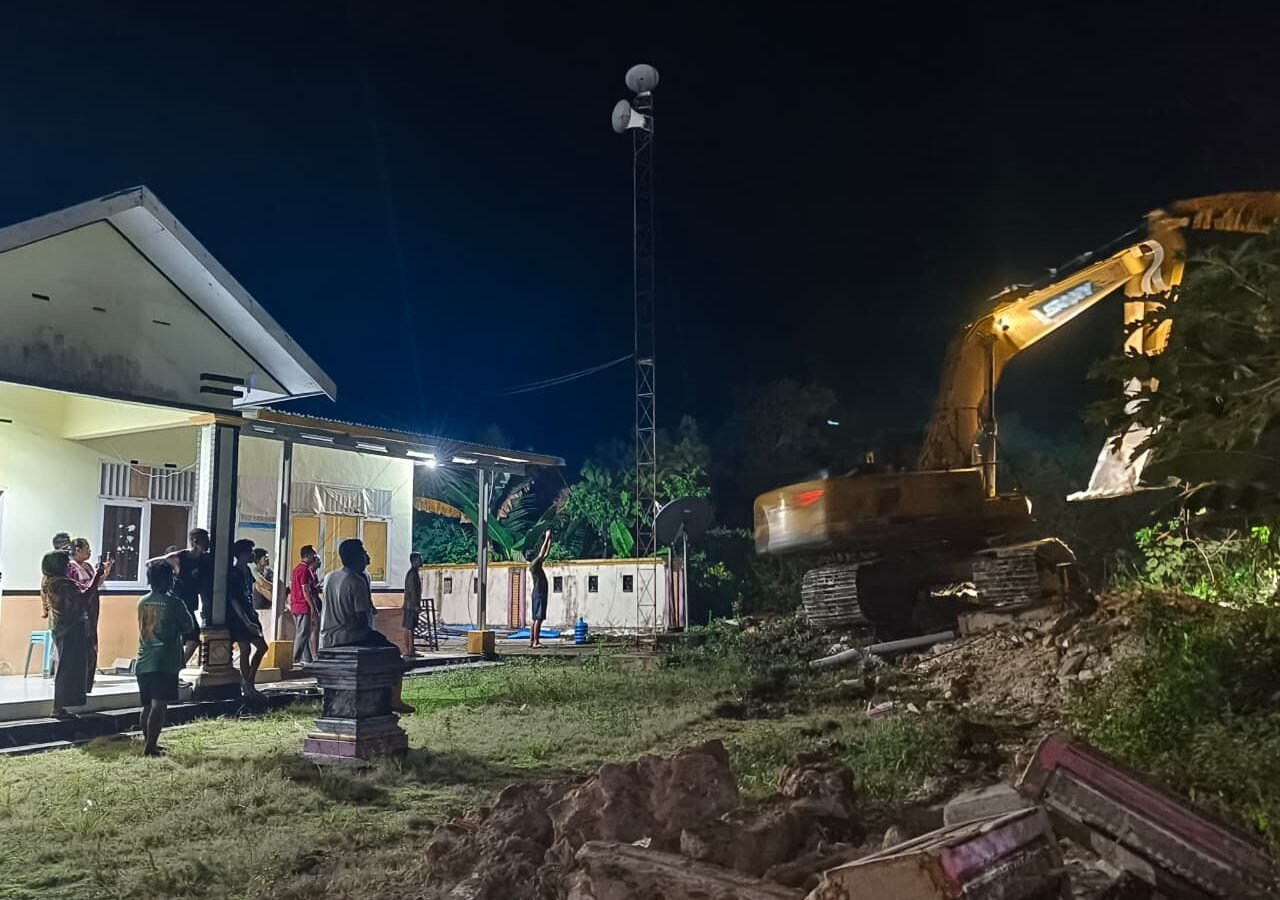 Upaya Lembur Satgas TMMD Ke-129 untuk Mempercepat Akses Jalan
