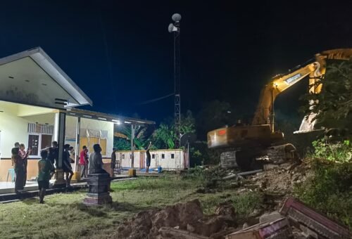 Upaya Lembur Satgas TMMD Ke-129 untuk Mempercepat Akses Jalan