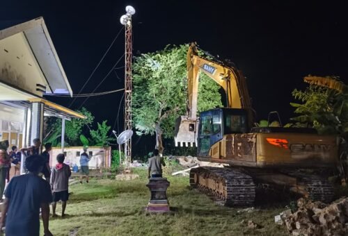 Semangat Masyarakat Umbele Dalam Mendukung Satgas TMMD Pembukaan Jalan