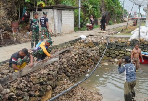 Sinergi TNI dan Masyarakat Terlihat dalam Proyek Rabat Beton di Polewali