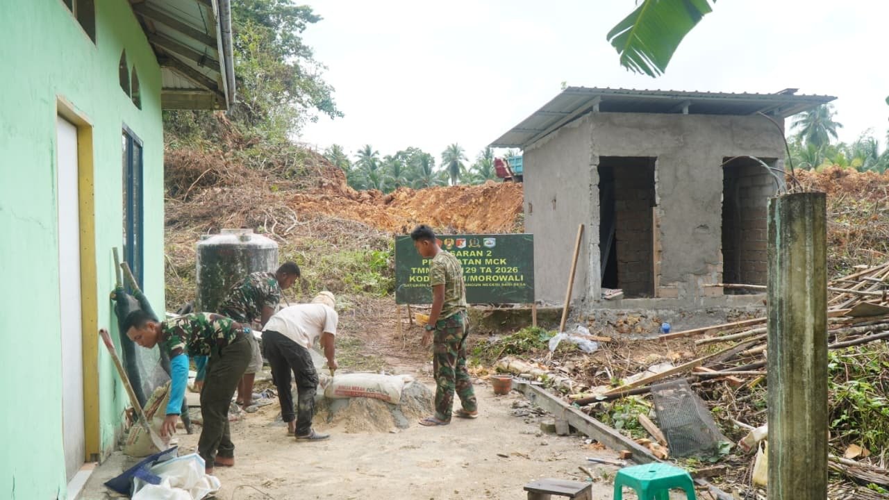 Pembangunan MCK Masjid Desa Polewali Oleh Satgas TMMD Ke-129 Terus Berjalan