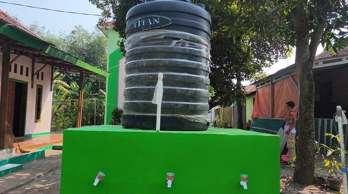 Revitalisasi Akses Air Bersih, Torn Air Diuji Coba di Mushola As Syuhada