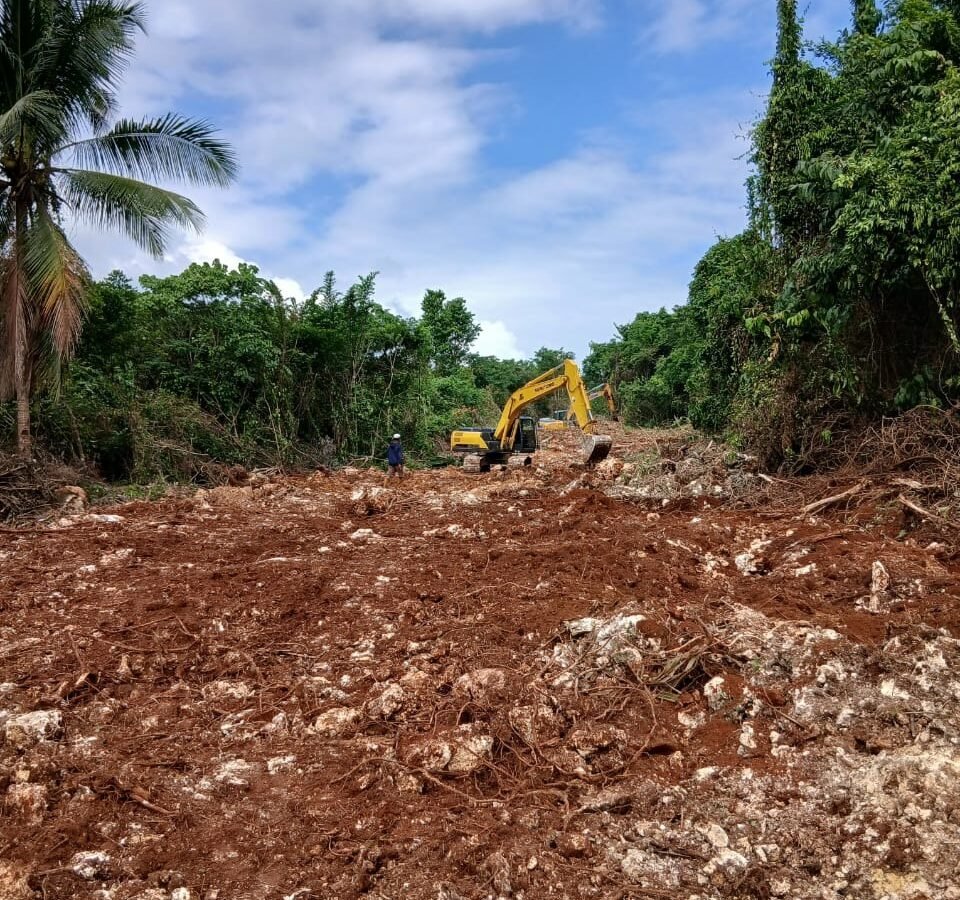 Partisipasi Masyarakat Empat Desa Dorong Pembangunan Jalan TMMD Ke-129 di Kepulauan Umbele