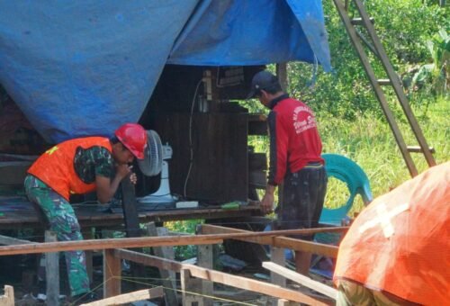 Pemasangan Struktur Gelagar Tunjukkan Kemajuan Rehab RTLH Bapak Masrani