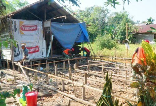 TMMD Ke-129: Mewujudkan Hunian Layak Melalui Pemasangan Tiang Gelagar RTLH