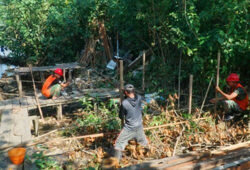 Pembangunan Tiang RTLH SAS 4 Sebagai Fondasi Awal bagi Bapak Ilham