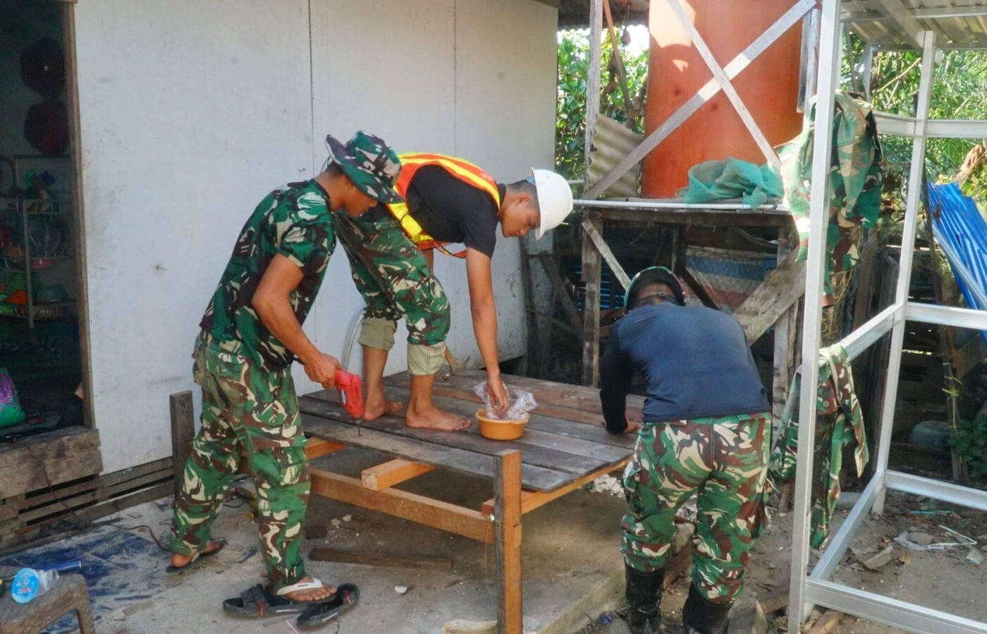 Kemajuan Pembangunan MCK SAS 3 dalam Program TMMD di Desa Bandar Raya