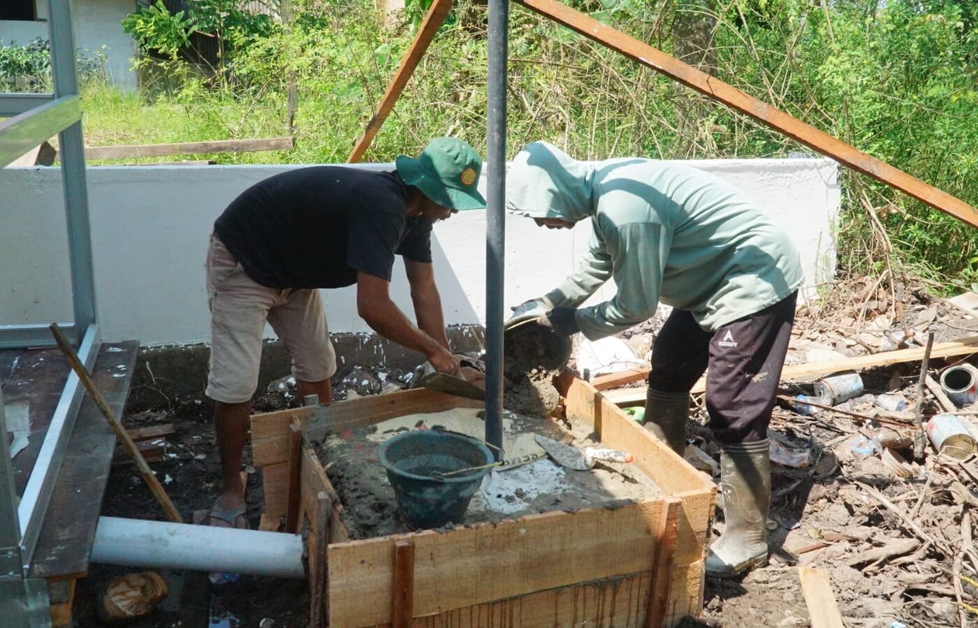 Upaya Satgas TMMD dalam Membangun Septik Tank Berkualitas untuk MCK Berkelanjutan