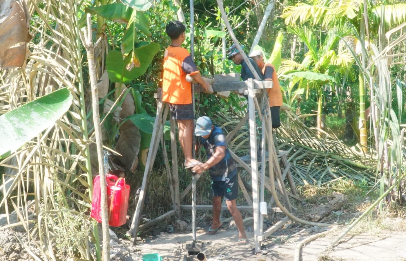 Pembangunan Sumur Bor SAS 2 untuk Akses Air Bersih di TMMD Ke-129