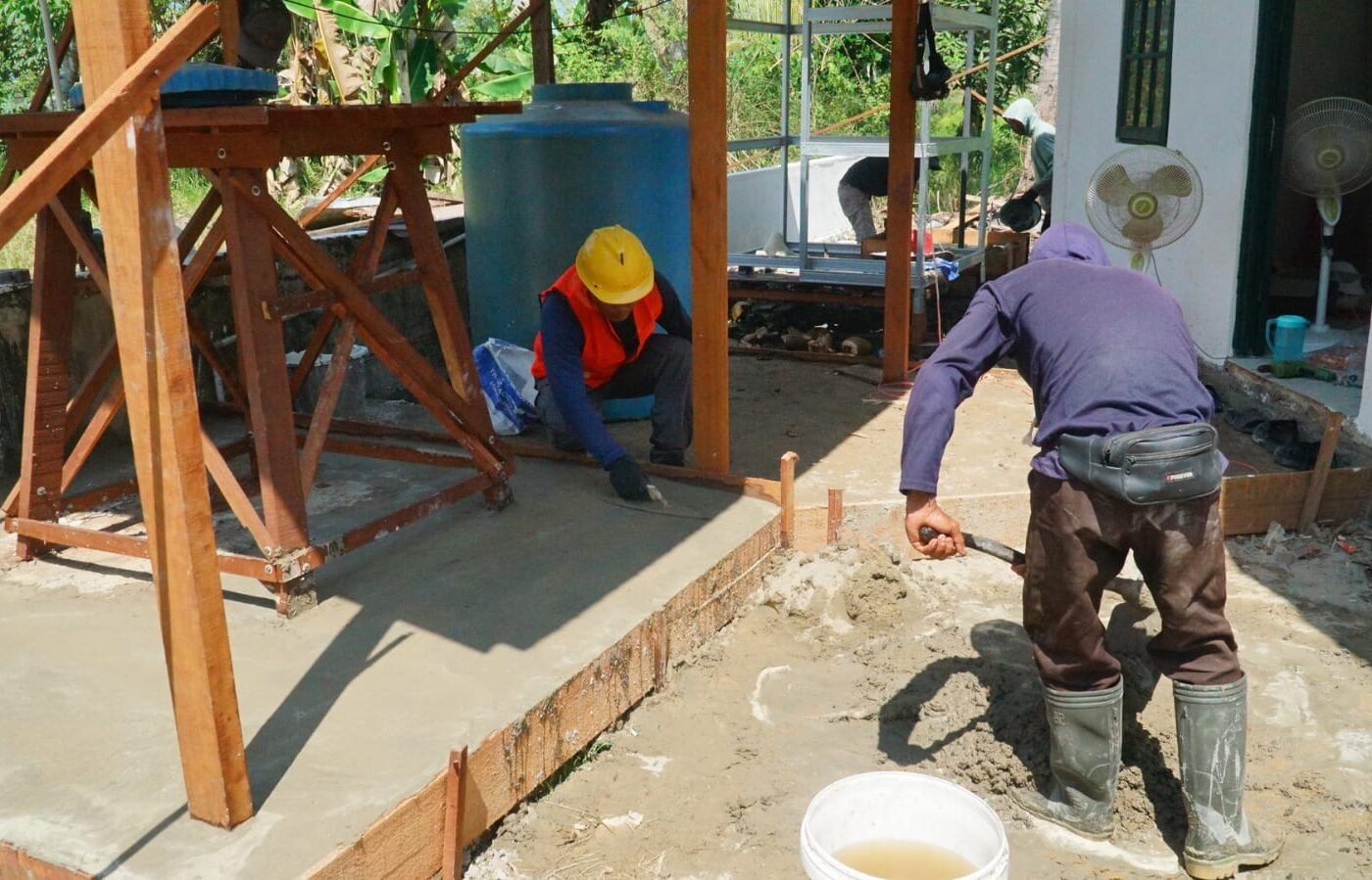 Proyek Renovasi Musholla Darul Iman Mendekati Penyelesaian, Tim TMMD Fokus pada Kualitas Ruang Ibadah