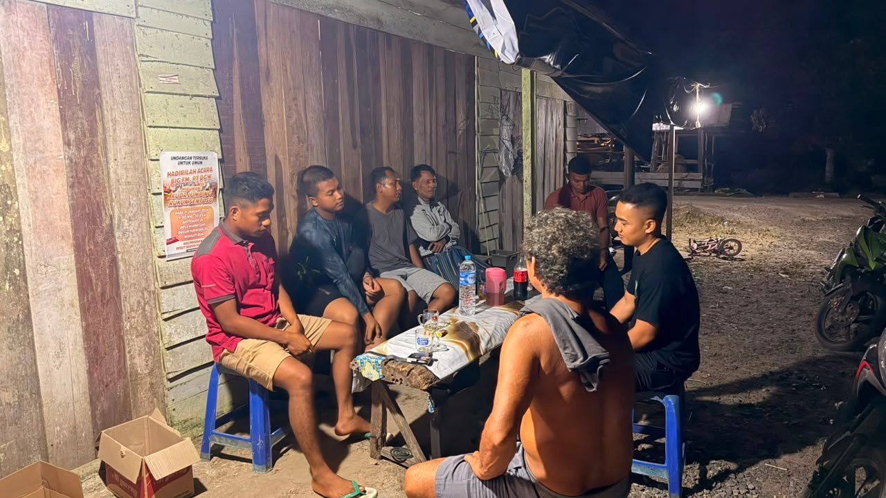 Kehangatan Malam Bersama Satgas TMMD Ke-129 dan Masyarakat Desa Bandar Raya