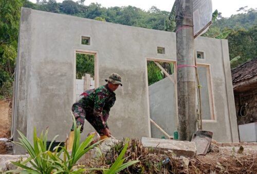 Rehabilitasi Rumah Bapak Burhanudin Menuju Penyelesaian Dengan Pengacian Dipercepat