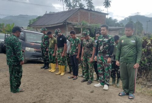 Pembukaan Kegiatan, Personel Satgas TMMD Ke-129 Gelar Apel Pagi di Lokasi Tugas