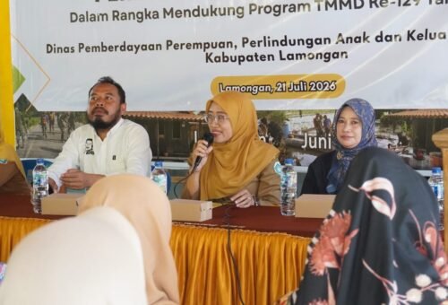 TMMD Ke-129 Tak Hanya Bangun Jalan, Satgas Dorong Perempuan Desa Tlemang Naik Kelas Lewat Pelatihan Usaha