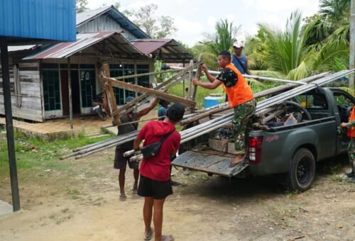 Penggeseran Alat Sumur Bor Perkuat Sinergi TNI dan Warga di Lokasi TMMD