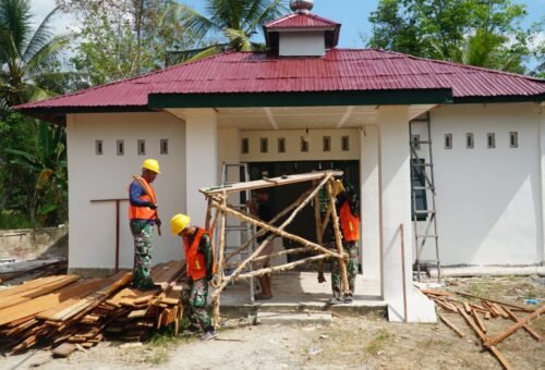 Satgas TMMD Hadirkan Kenyamanan Beribadah Lewat Penyelesaian Musholla Darul Iman