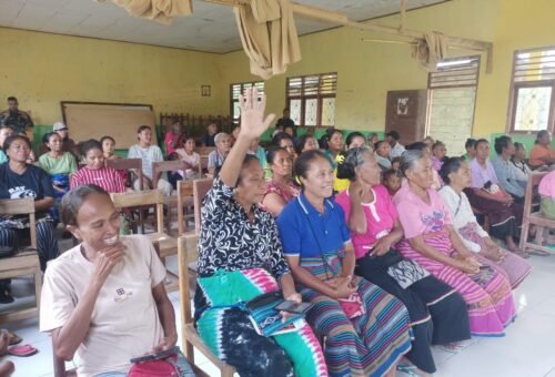 Semangat Kebangsaan Membara! Warga Antusias Ikuti Penyuluhan Wawasan Kebangsaan Non-Fisik TMMD 129 Kodim Belu