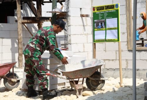 Kolaborasi Efektif, Satgas TMMD 129 dan Masyarakat Wujudkan 10 Rumah Layak Huni di Desa Tlemang