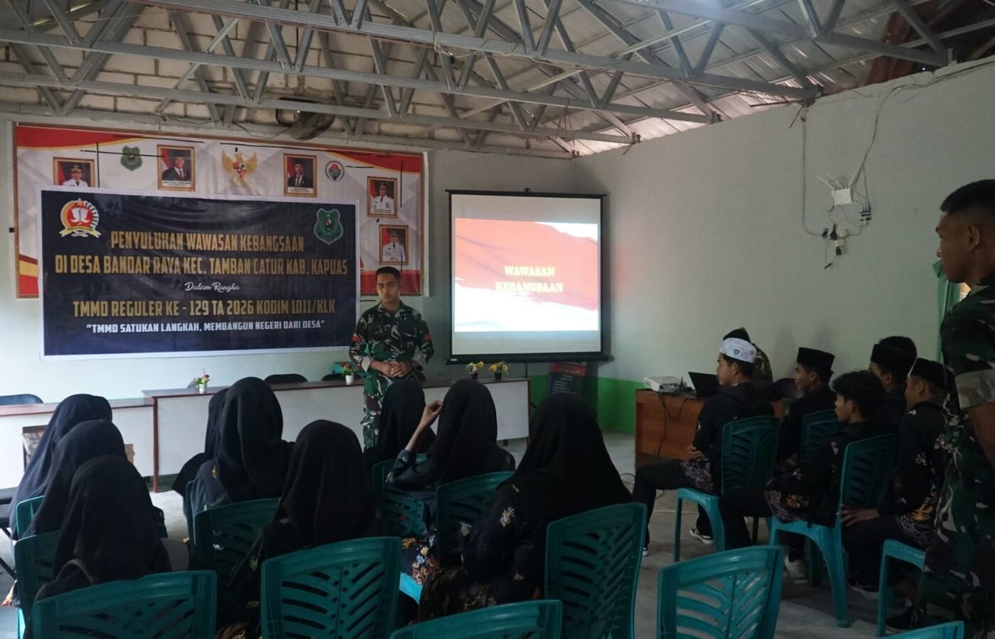 Satgas TMMD Bekali Warga Desa Bandar Raya dengan Pemahaman Empat Pilar Kebangsaan