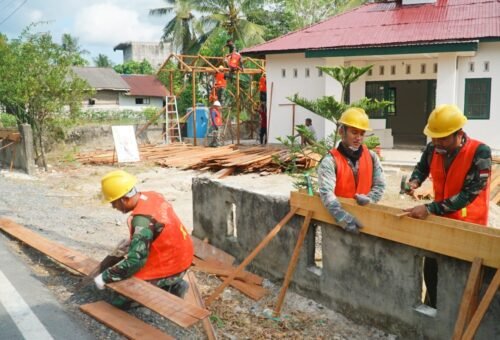 Pembangunan Musholla Darul Iman Di Desa Bandaraya Oleh Satgas TMMD Ke-129