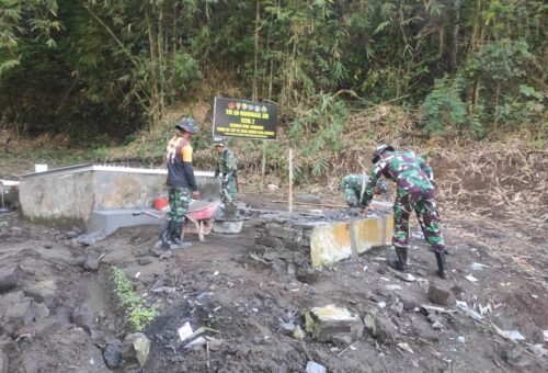 Penguatan Struktur Bak Penampungan Air TNI Manunggal Air di Desa Sekardadi
