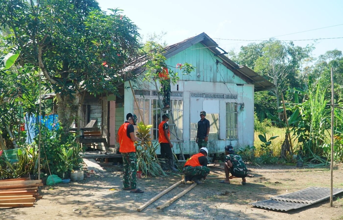 Awal Mula Pembongkaran RTLH untuk Wujudkan Tempat Tinggal Layak Keluarga Masrani