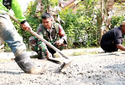 Progres Jalan Rabat Beton TMMD Ke-129 Kodim 0620/Kab. Cirebon Capai 45 Persen