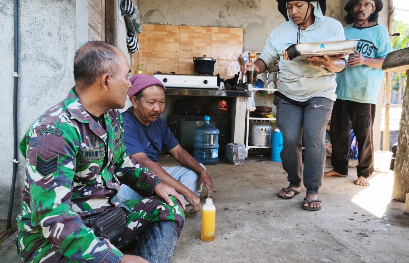 Membangun Kehangatan Sosial di Tengah TMMD oleh Satgas Kodim 1626/Bangli