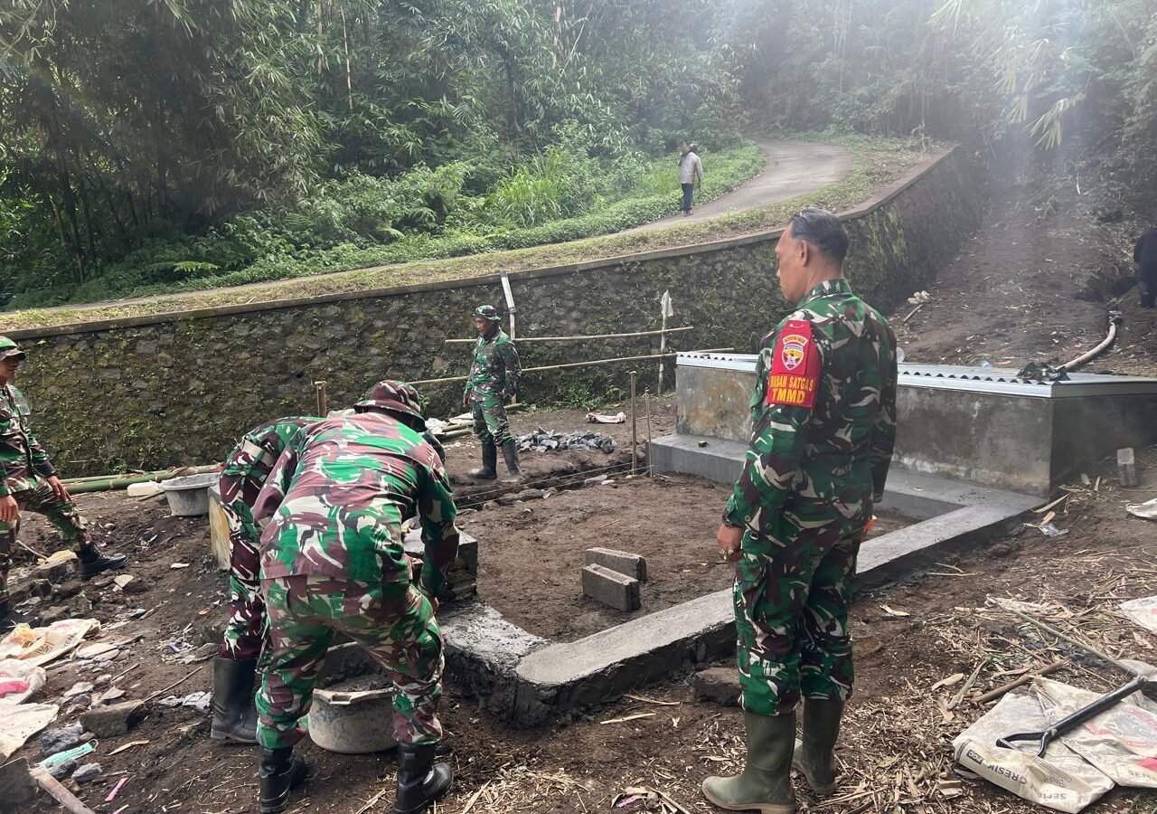 TNI Percepat Pembangunan Sarana Air Bersih di Kintamani