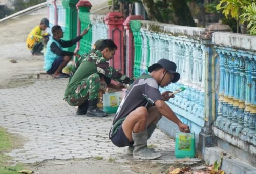 Kegiatan Gotong Royong Satgas TMMD di Desa Umbele