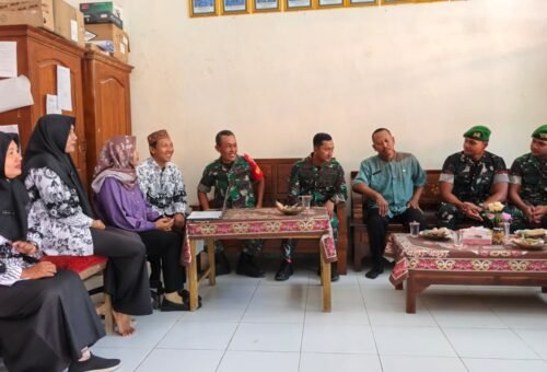 Sinergi Antara Satgas TMMD dan Tenaga Pendidik Penguat Pendidikan di Desa Tlemang