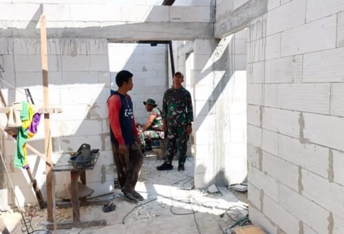 Kepemimpinan Inspiratif Letda Inf Hasan di TMMD ke-129 Lamongan