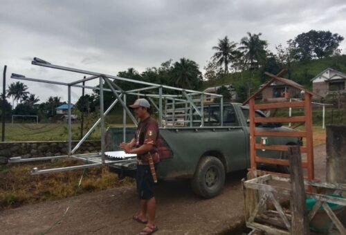 Satgas TMMD Ke-129 Kodim 1407/Bone Laksanakan Pendropan Tower Air untuk Pembangunan Jambanisasi di Desa Langi