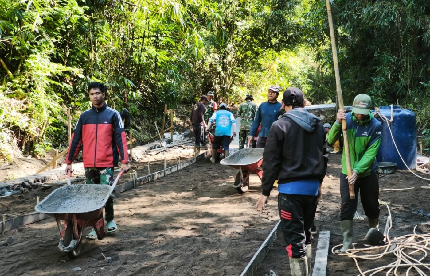 Progres Pembangunan Jalan TMMD Ke-129 di Bangli Mencapai 40 Persen, Akses Pertanian Semakin Terbuka