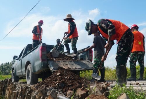 Pentingnya Peningkatan Infrastruktur Jalan oleh Satgas TMMD Ke-129 di Desa Bandaraya
