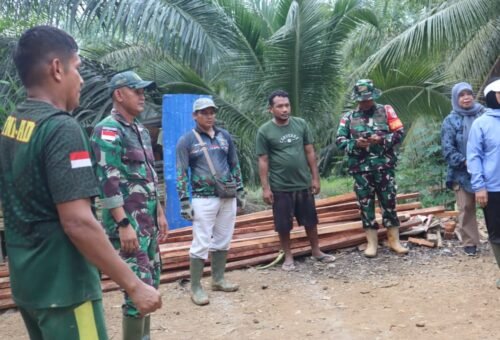 Pemantauan Material Pembangunan oleh Dansatgas TMMD Ke-129 untuk Kesejahteraan Warga Liang Bunyu