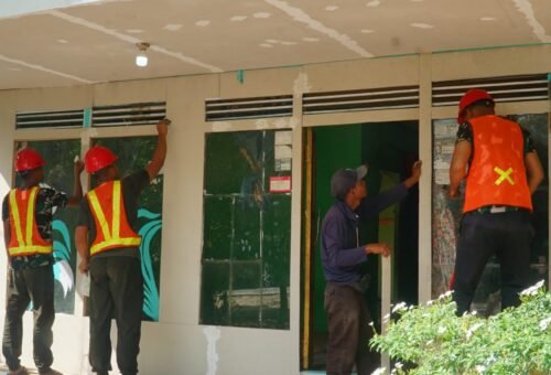 Sinergi Satgas dan Masyarakat Percepat Rehabilitasi Rumah Ibu Wahida