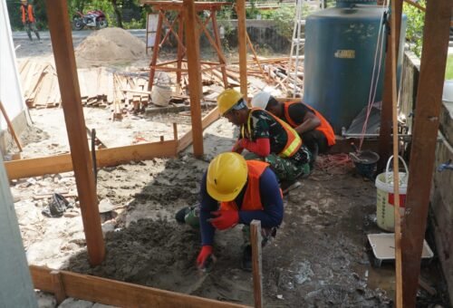 Pembangunan Musholla Darul Iman oleh Satgas TMMD Ke-129 dan Masyarakat