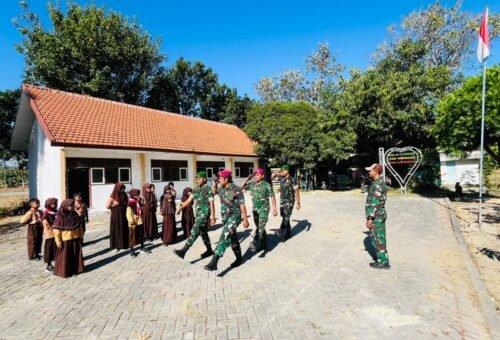Persatuan Prajurit: Latihan PBB Bersama di SDN 2 Tlemang