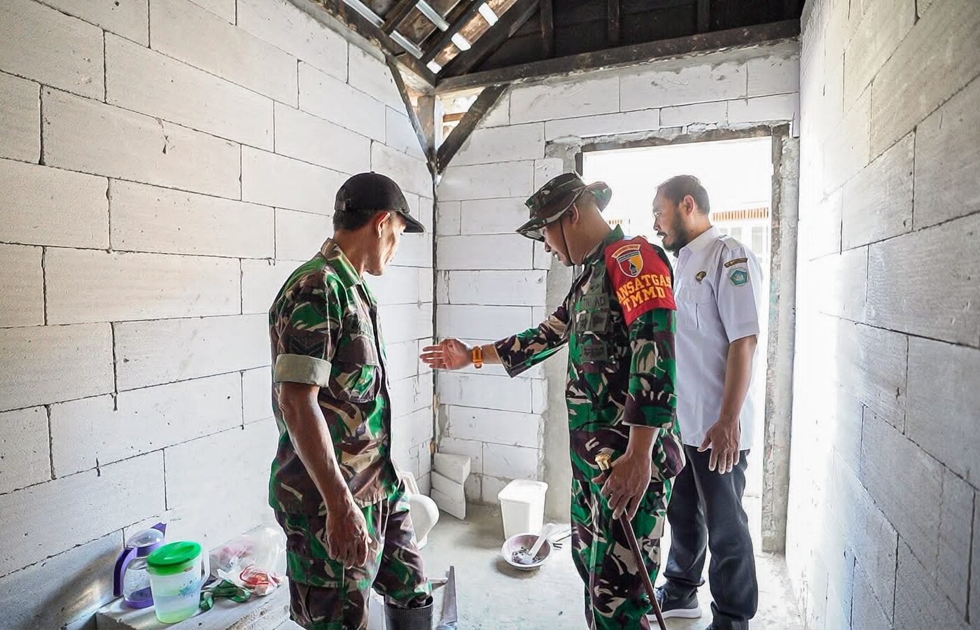 Kegiatan TMMD ke-129: Sinergi Antara TNI dan Masyarakat di Desa Tlemang