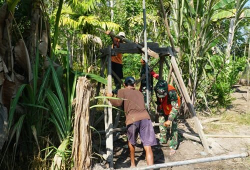 Pembangunan Sumur Bor oleh Satgas TMMD Ke-129 untuk Penyediaan Air Bersih
