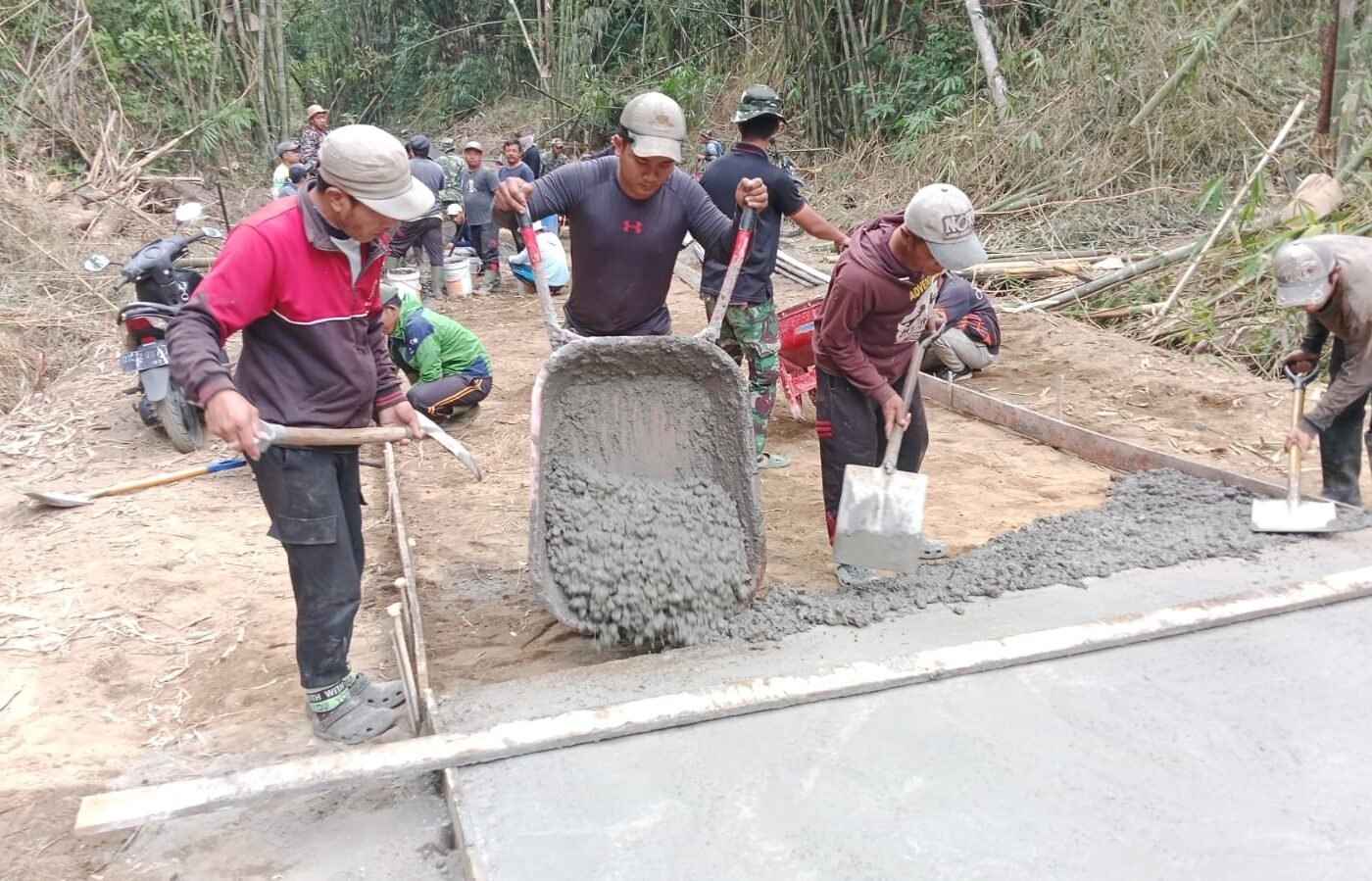 Keberhasilan TMMD Ke-129 Kodim 1626/Bangli Berasal dari Semangat Kerjasama
